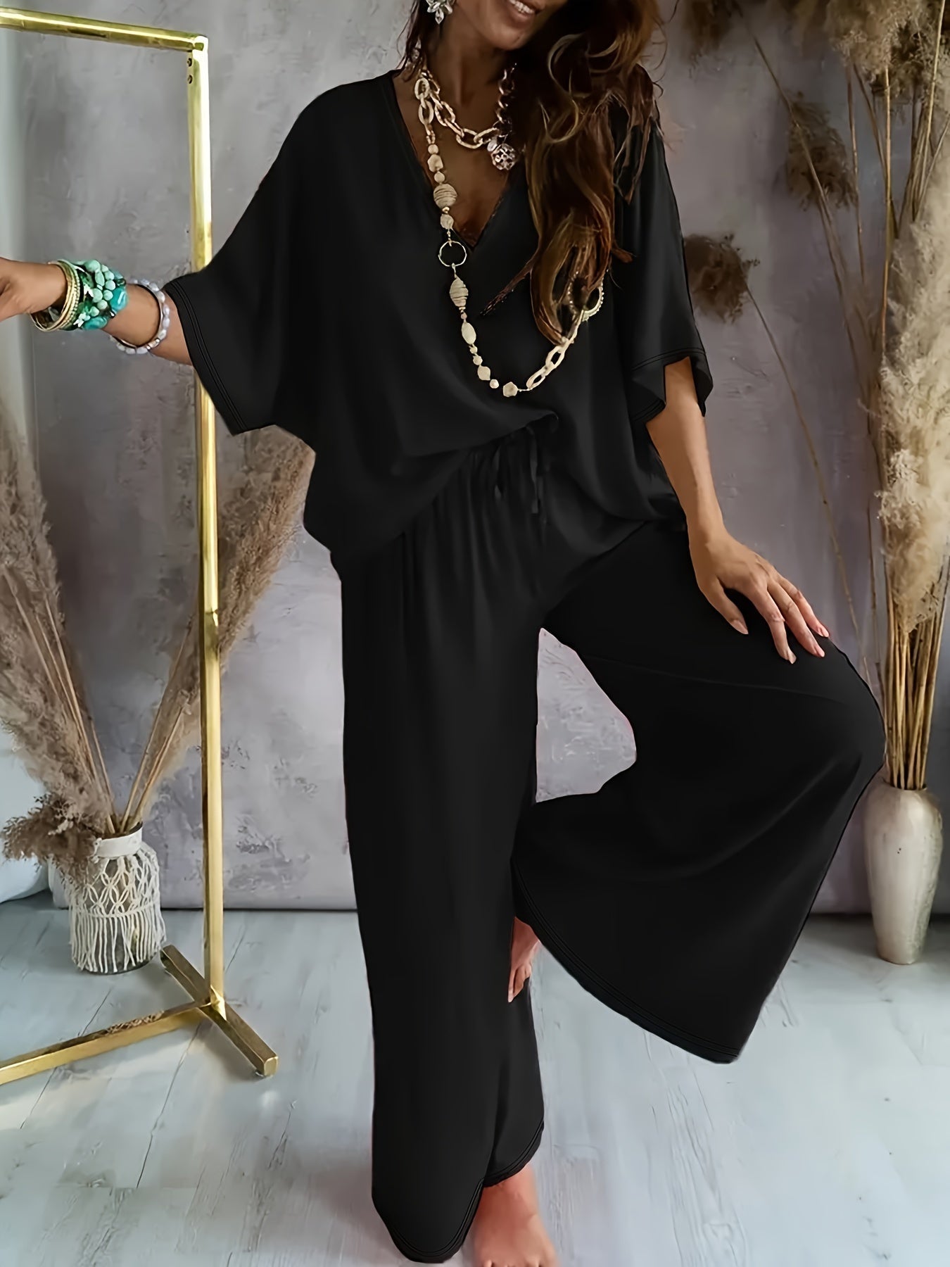 ELEGANT V-NECK TWO-PIECE SET FOR WOMEN