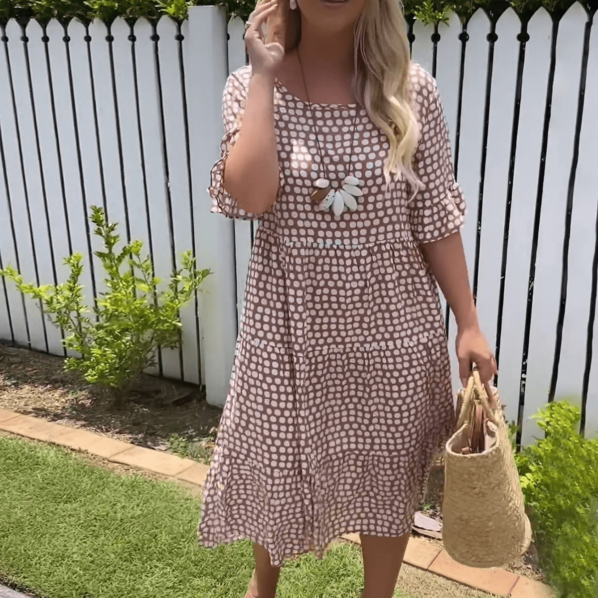 ZORA | MIDI DRESS WITH SHORT SLEEVES IN SAND