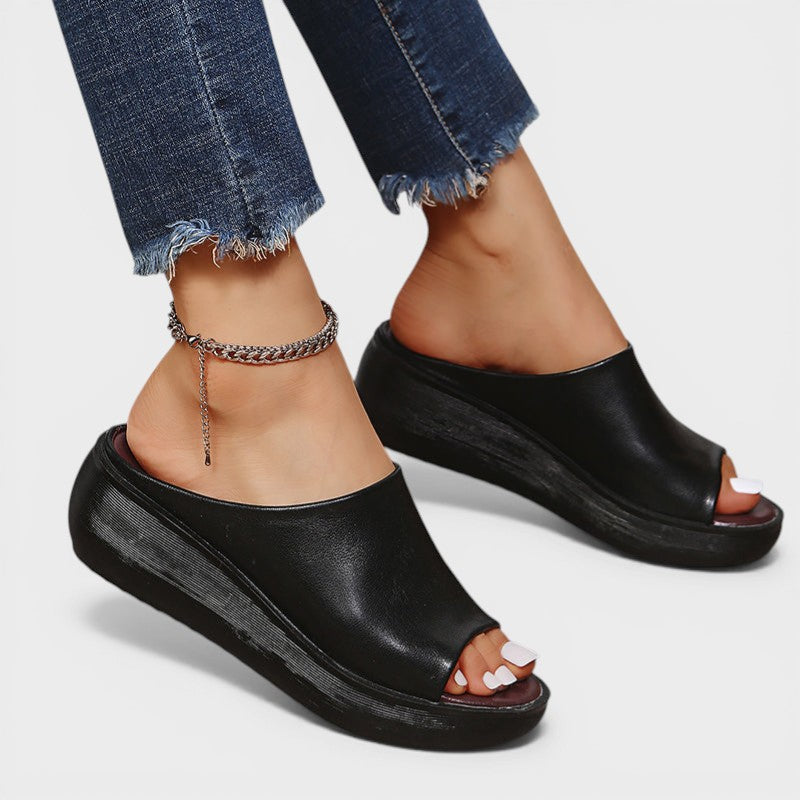 Luna™ | Orthopaedic Sandals