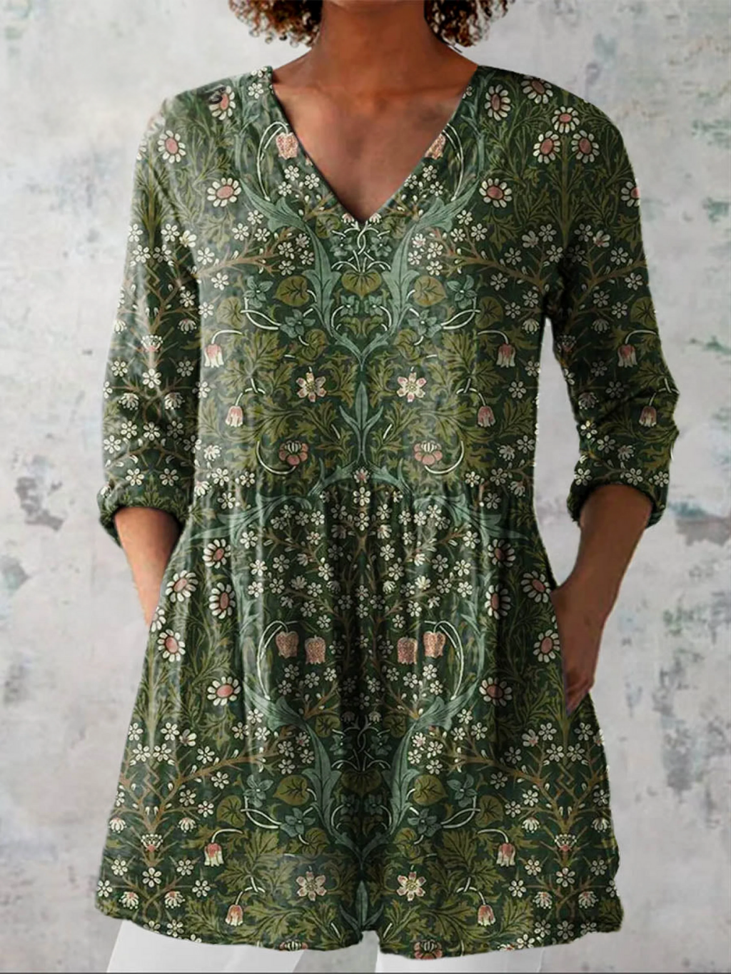 Skye | Long Blouse with Expressive Pattern