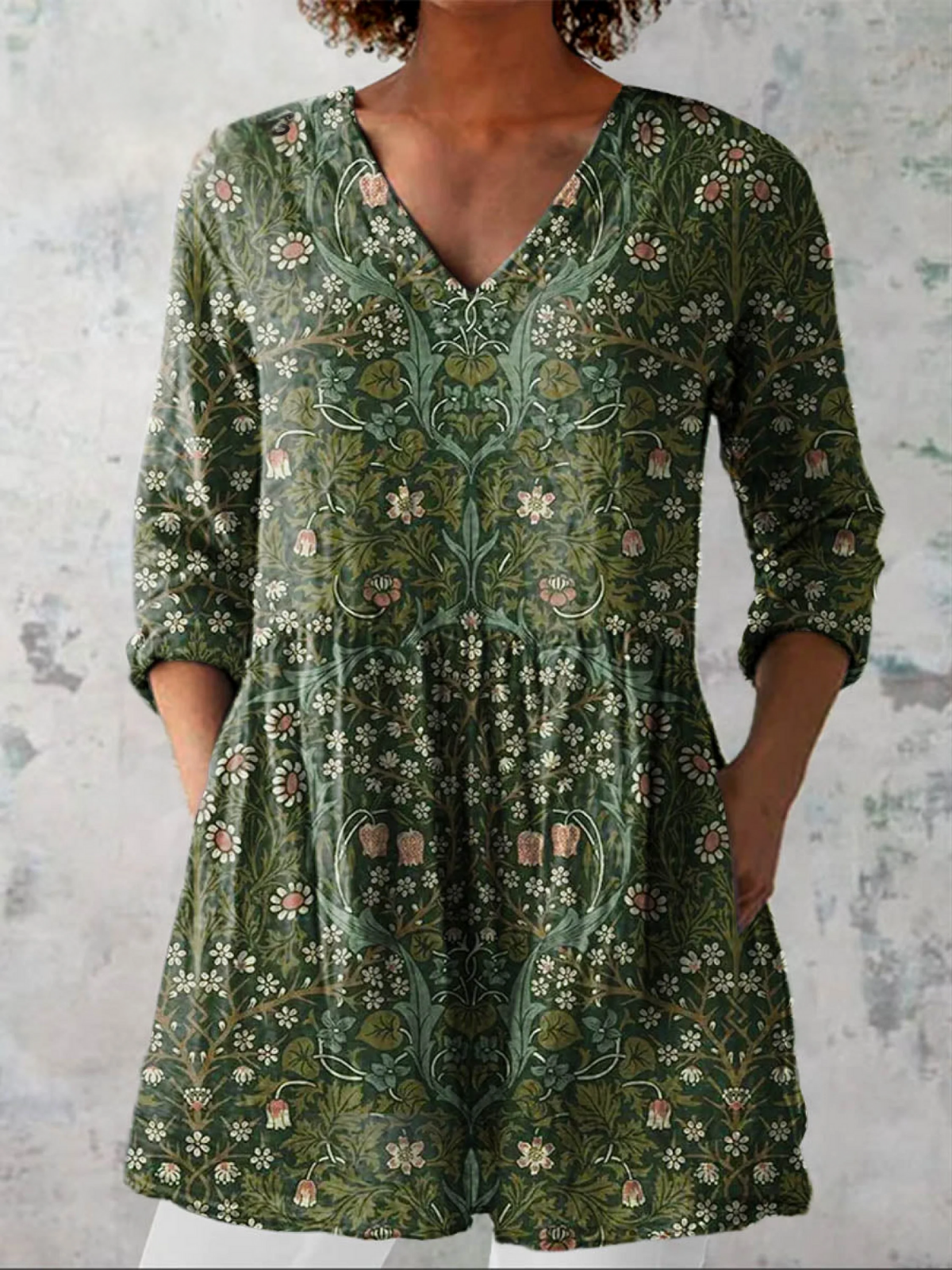 Skye | Long Blouse with Expressive Pattern