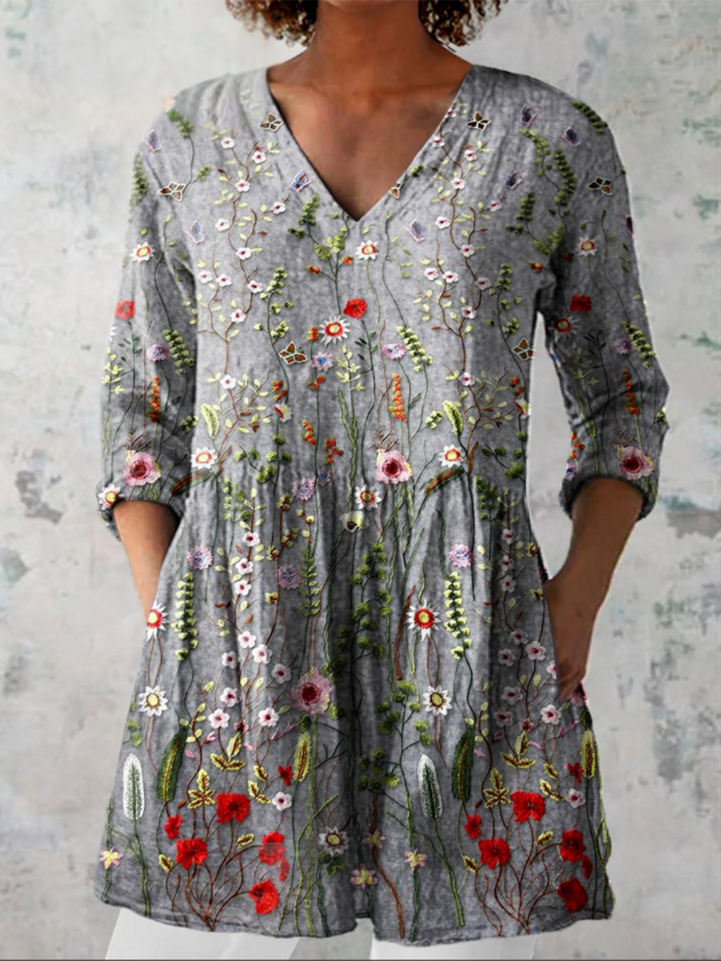 Sloane | Long Blouse with Eye-Catching Pattern
