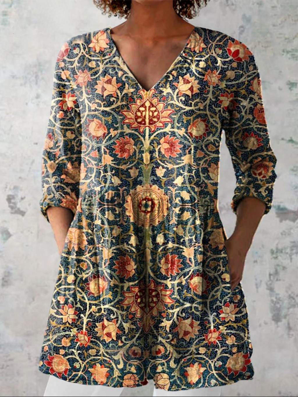 Liora | Long Blouse with Striking Pattern