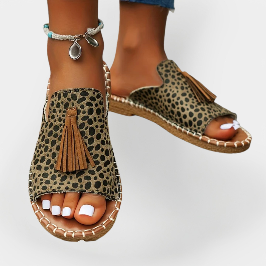 Handcrafted Impressive Sandals with Fringes