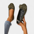Lace-Free Shoes
