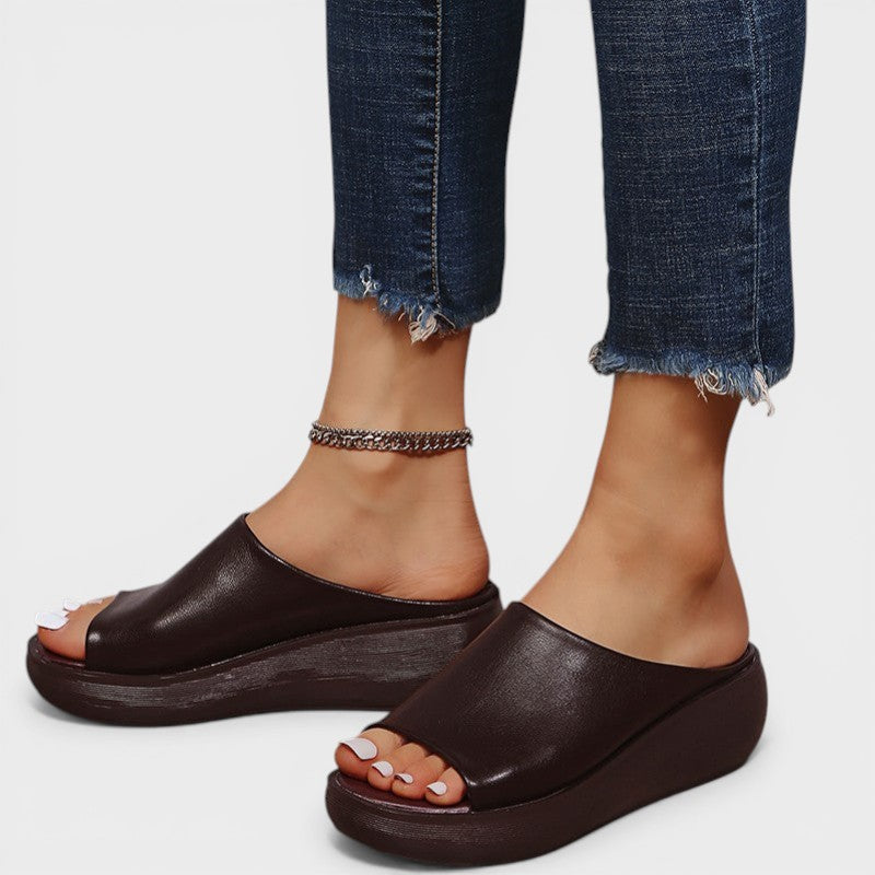 Luna™ | Orthopaedic Sandals