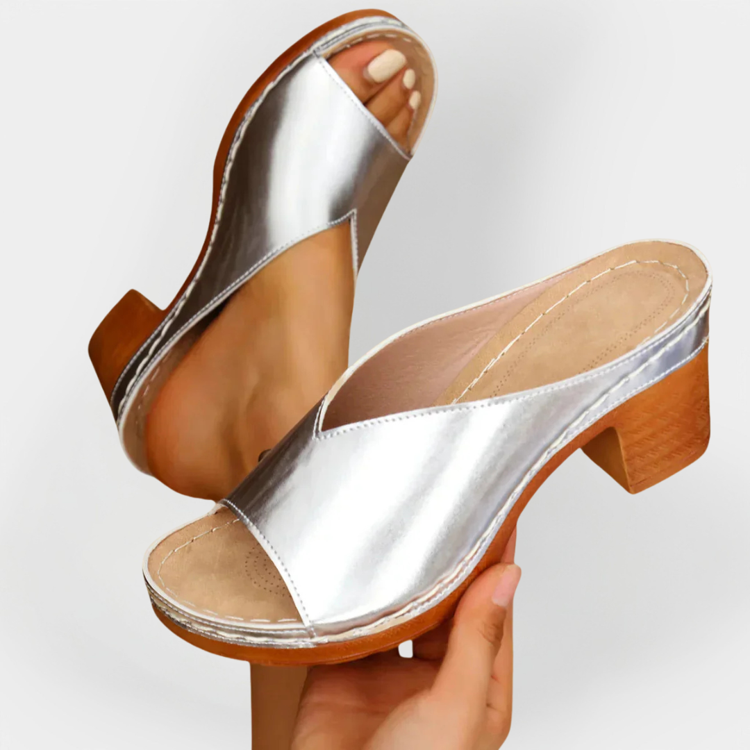 Orthopaedic Sandals with Wide Heel