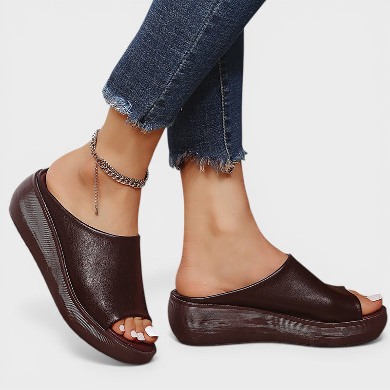 Luna™ | Orthopaedic Sandals