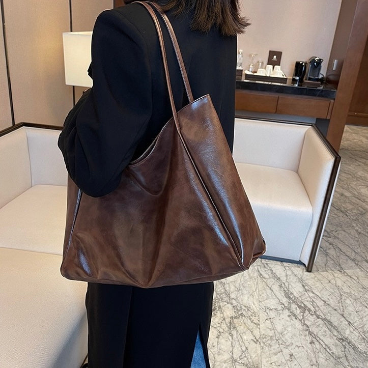 Patricia™ | Shiny Leather Handbag