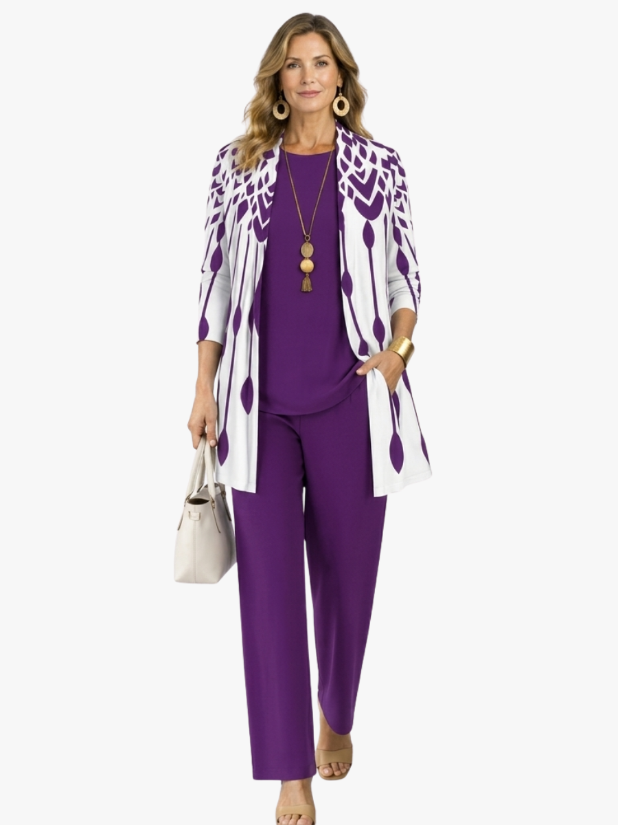 THREE-PIECE CLASSIC SET FOR WOMEN