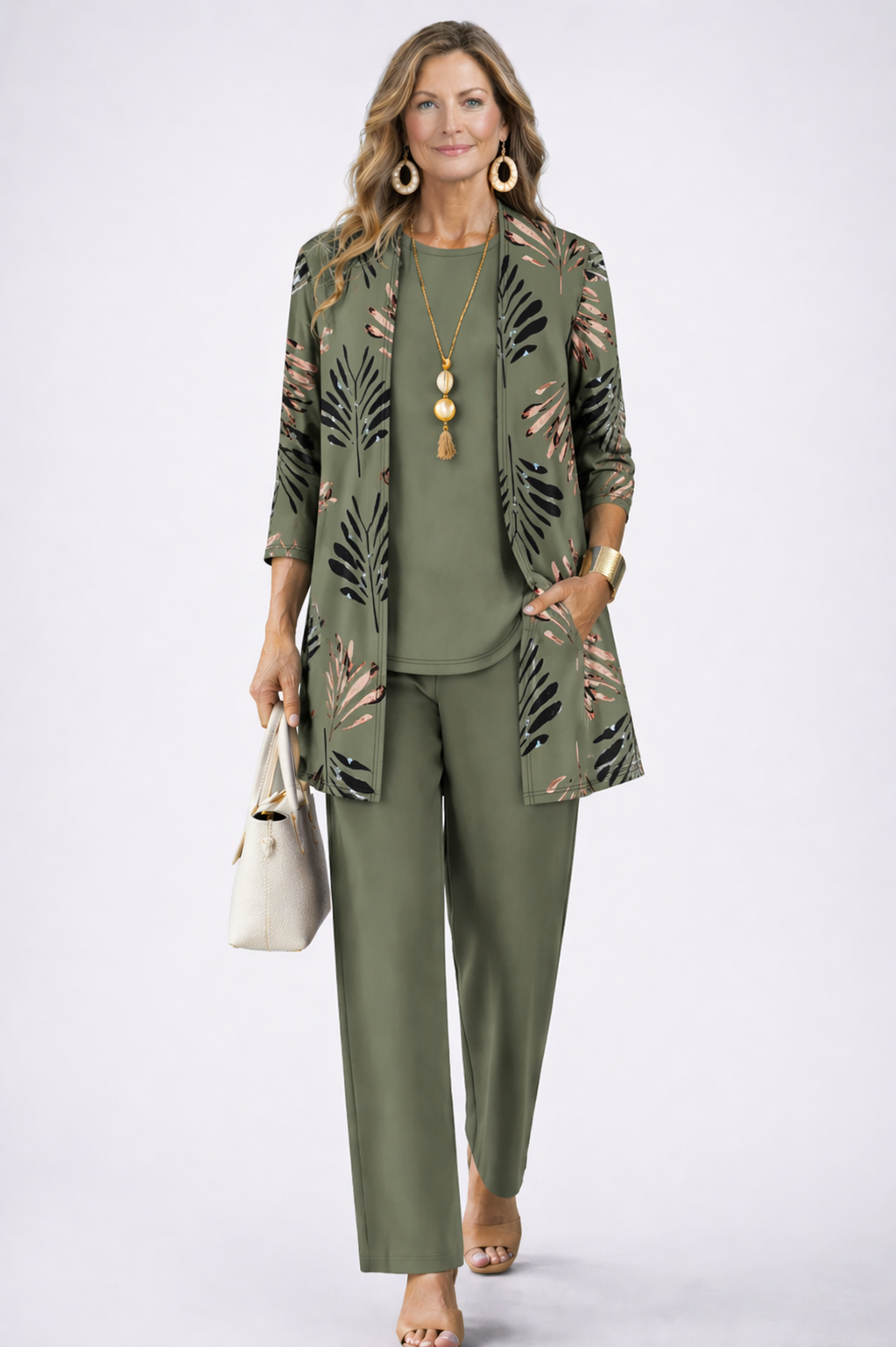 MODERN THREE-PIECE SET FOR WOMEN
