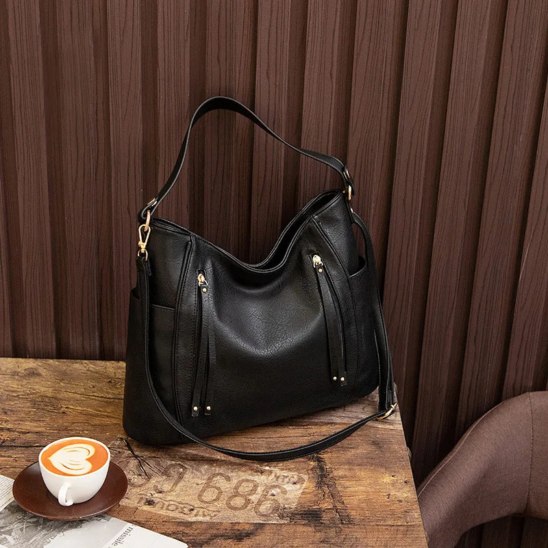 Wendy™ | Leather Fringe Bag