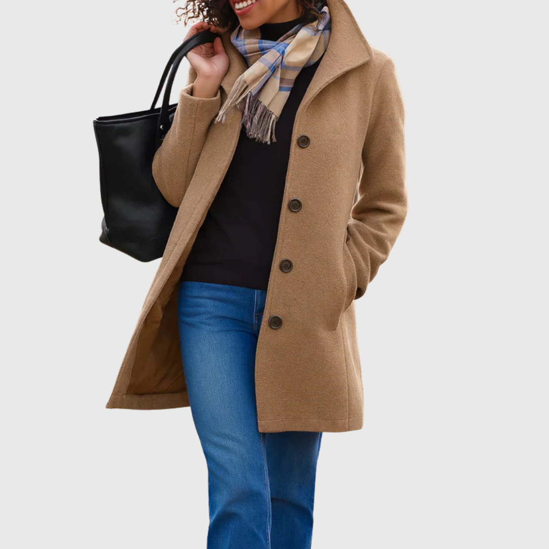Aurora | Coat with a Button