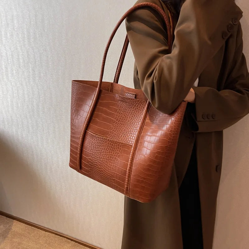 Christina™ | Elegant Shoulder Bag