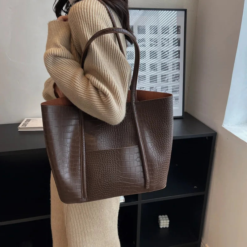 Christina™ | Elegant Shoulder Bag