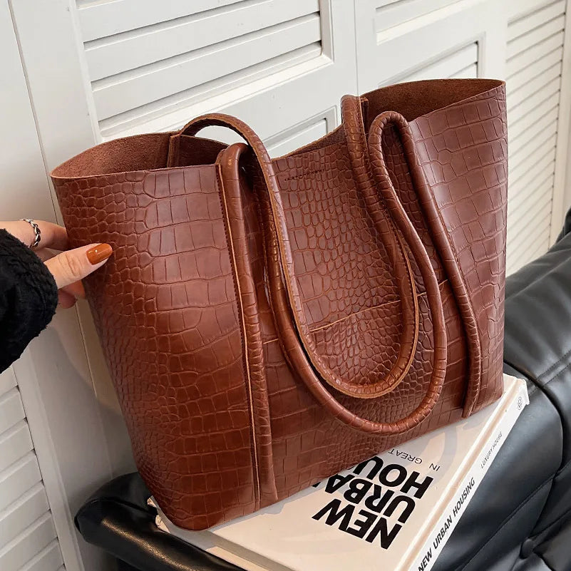 Christina™ | Elegant Shoulder Bag