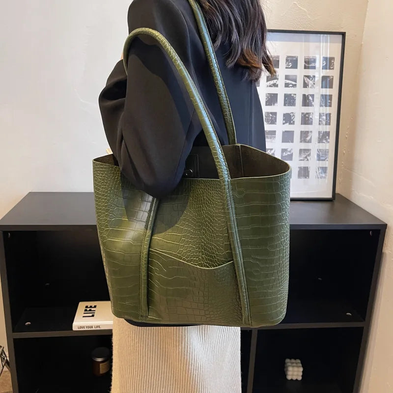 Christina™ | Elegant Shoulder Bag