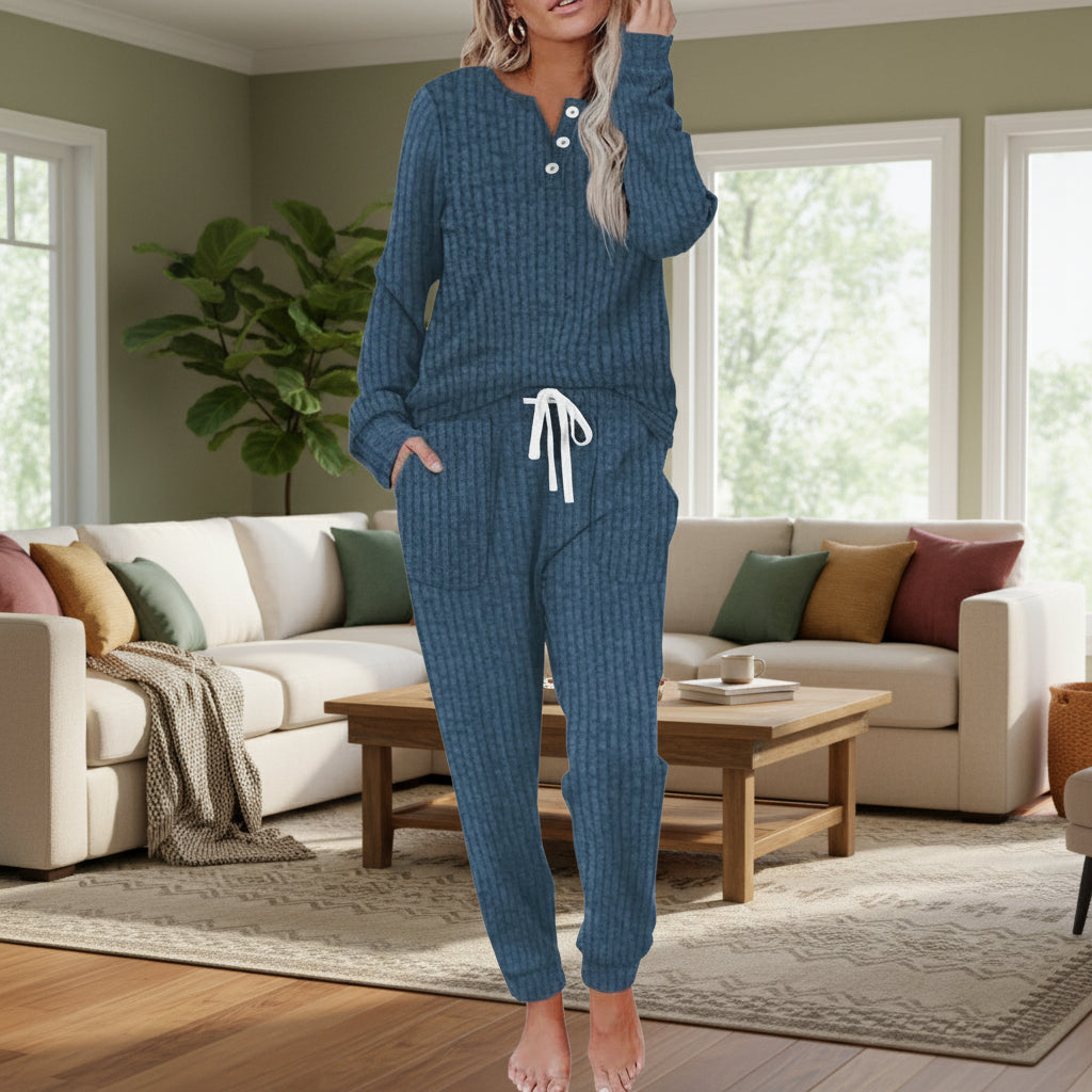 RIBBED KNITTED LOUNGE SET FOR WOMEN