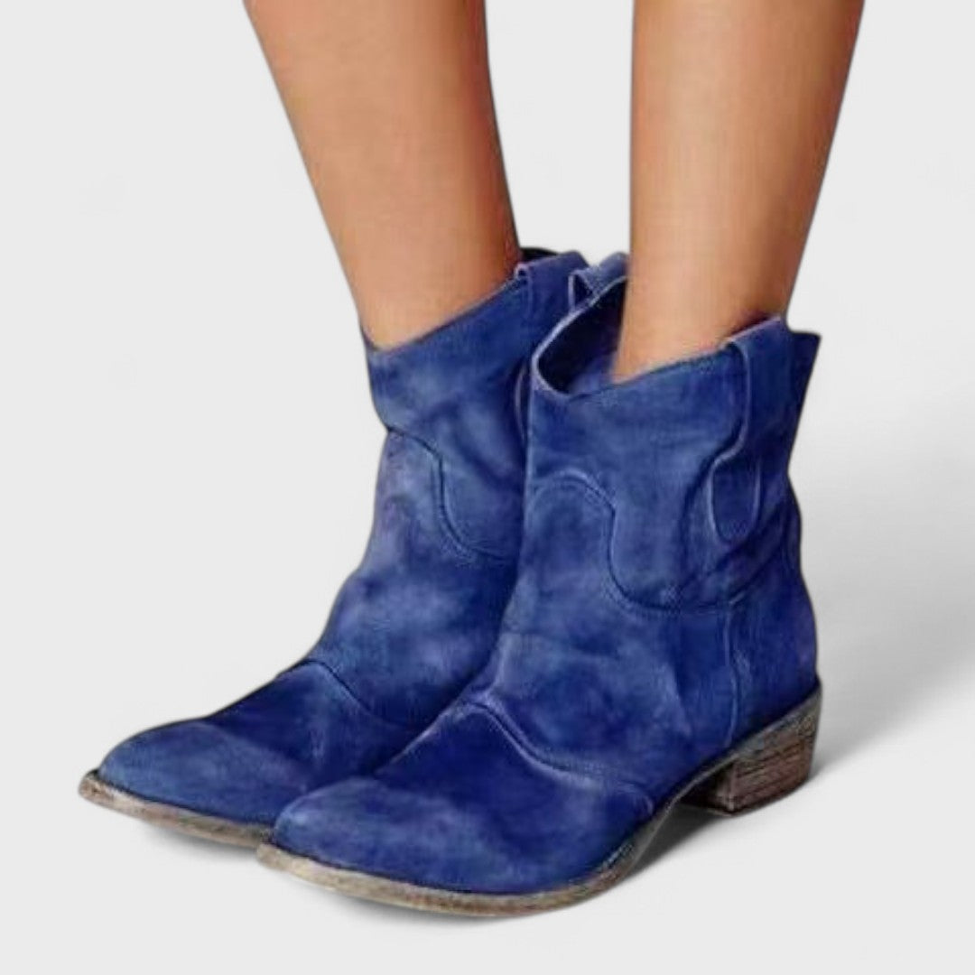 Carlotta - Timeless Elegant Ankle Boots