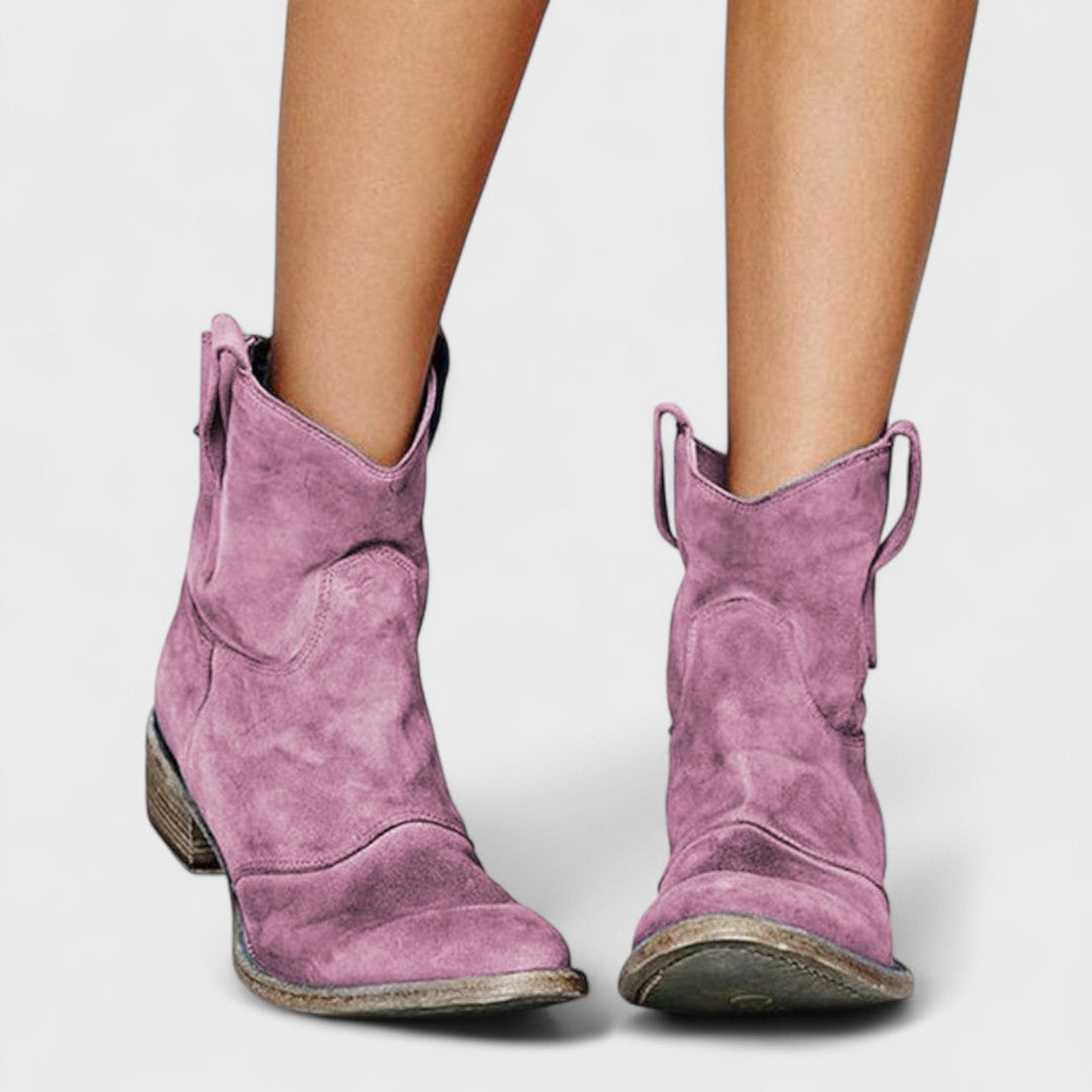 Carlotta - Timeless Elegant Ankle Boots