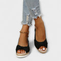 Summer Sandals with Decorative Wax