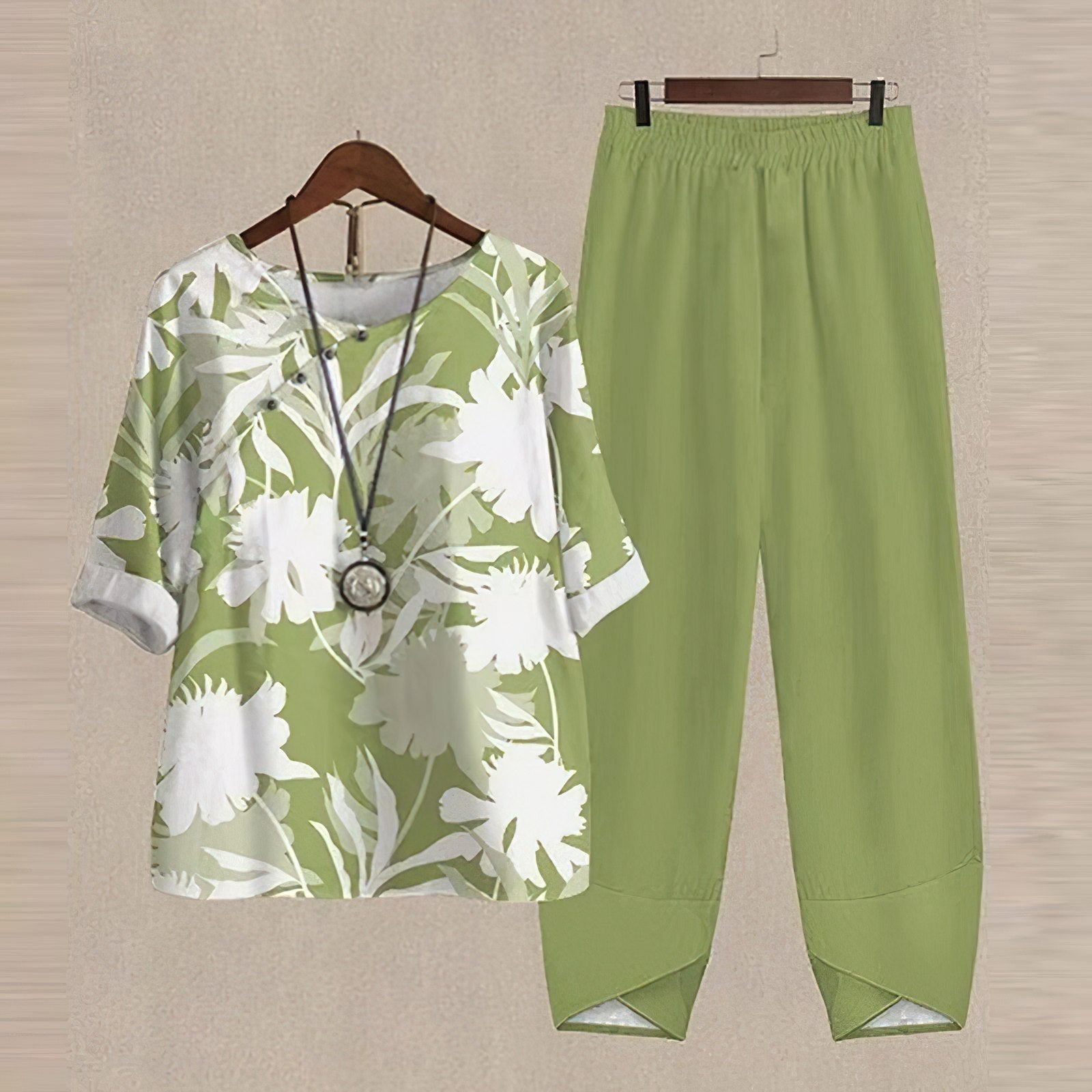 STYLISH SUMMER OUTFIT FOR WOMEN