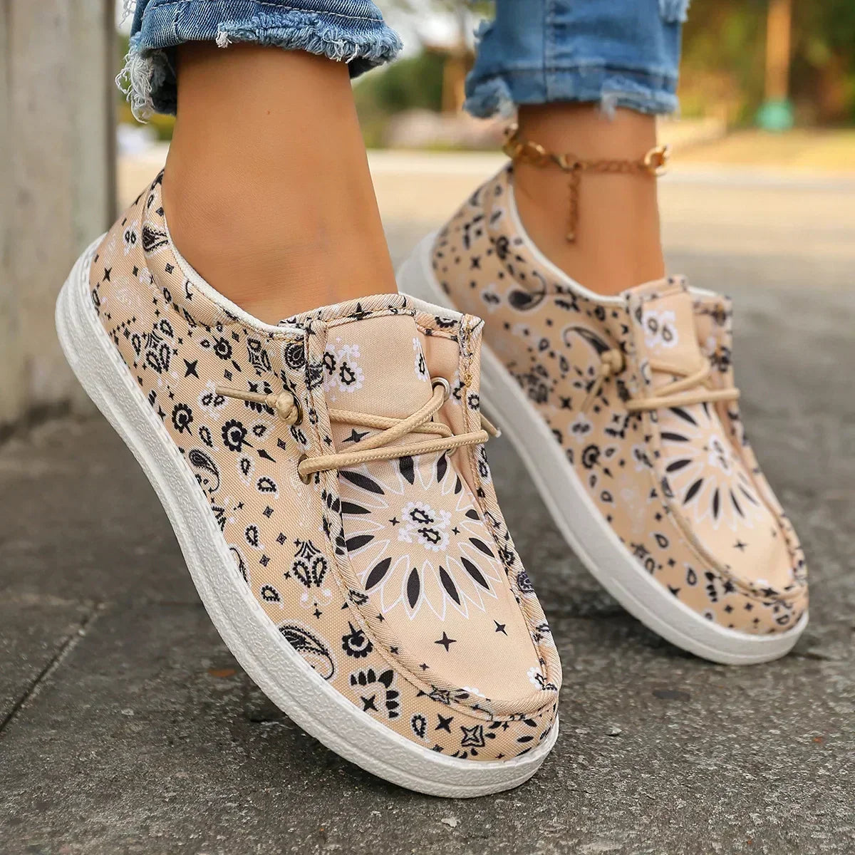 Héloïse │ Lightweight and Ultra-Comfortable Shoes