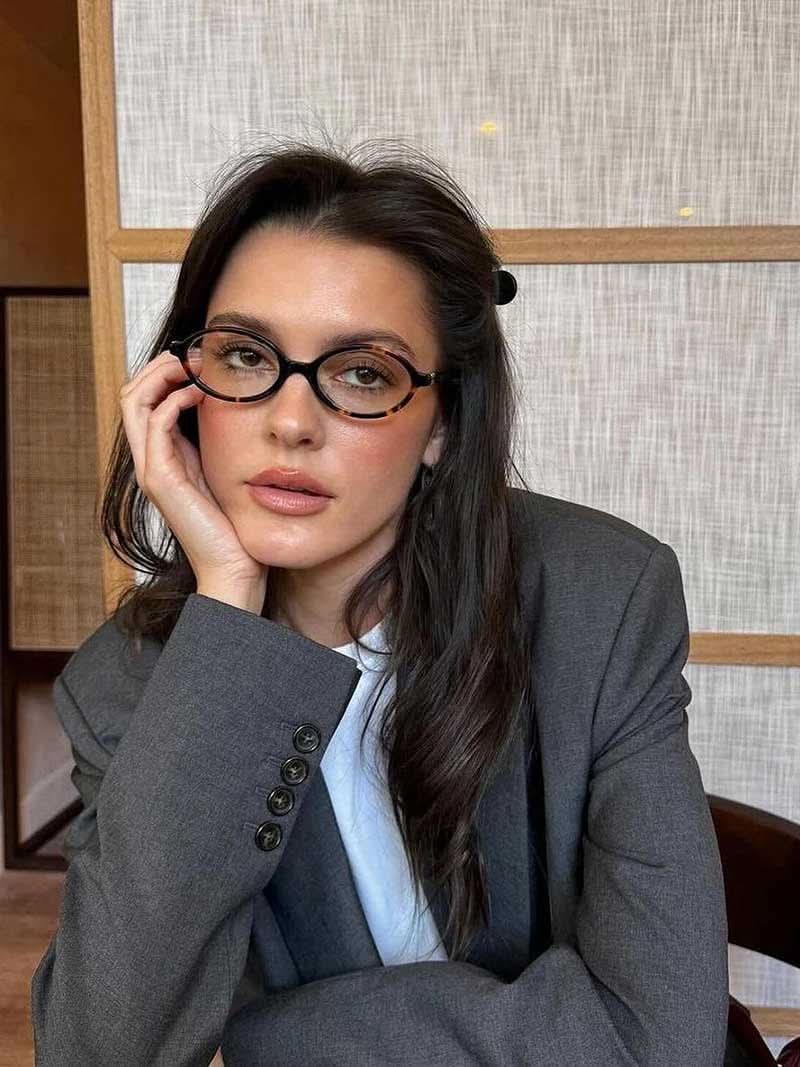 Brynlee | Stylish Reading Glasses