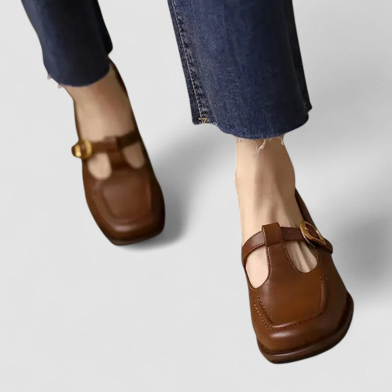Kyrahnae | Mary Jane Shoes with Orthopaedic T-Strap