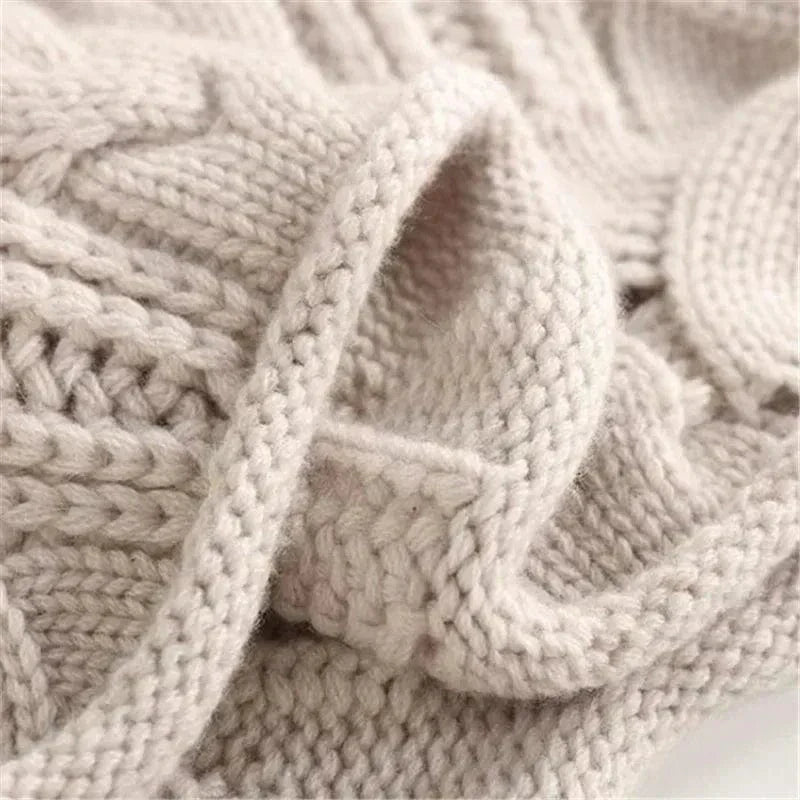 Nerea | Cozy High Neck Sweater