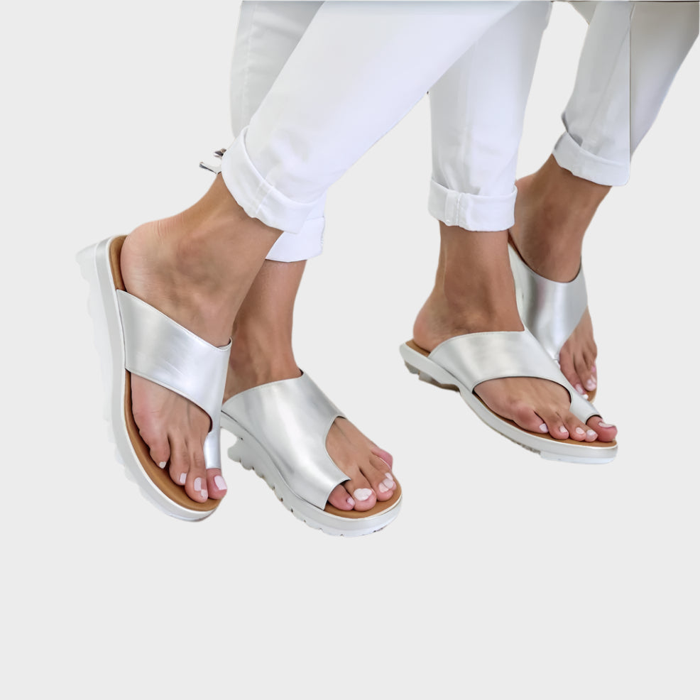 Super comfortable orthopaedic sandals for summer