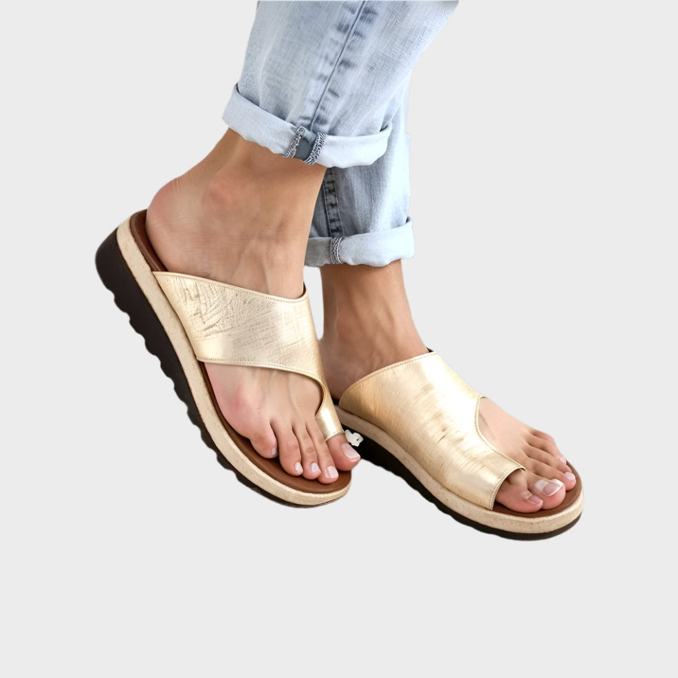 Super comfortable orthopaedic sandals for summer
