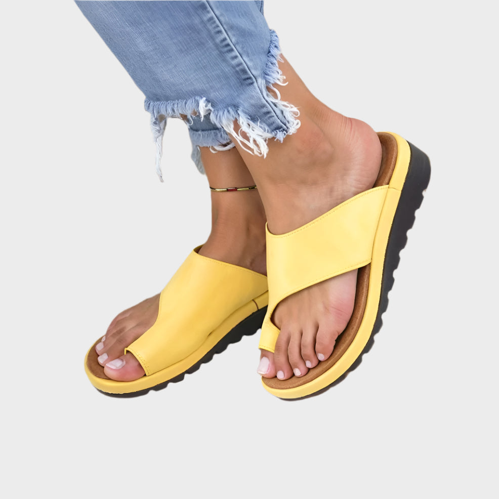 Super comfortable orthopaedic sandals for summer