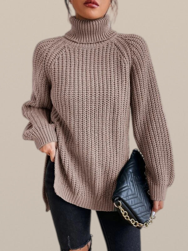 Aaliyah – Slim-Fit Roll-Neck Jumper