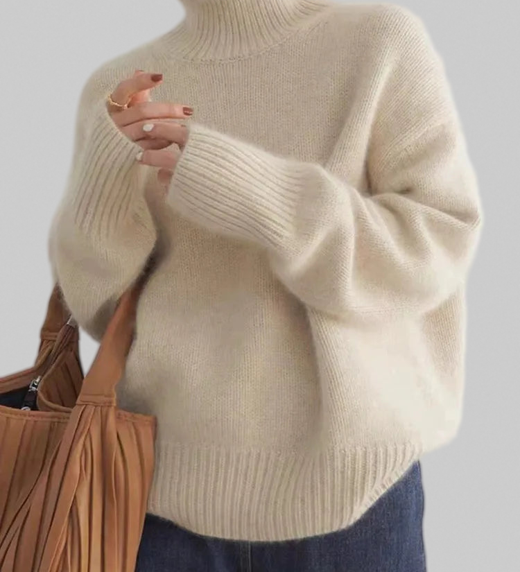 Alana – Cashmere Roll-Neck Jumper
