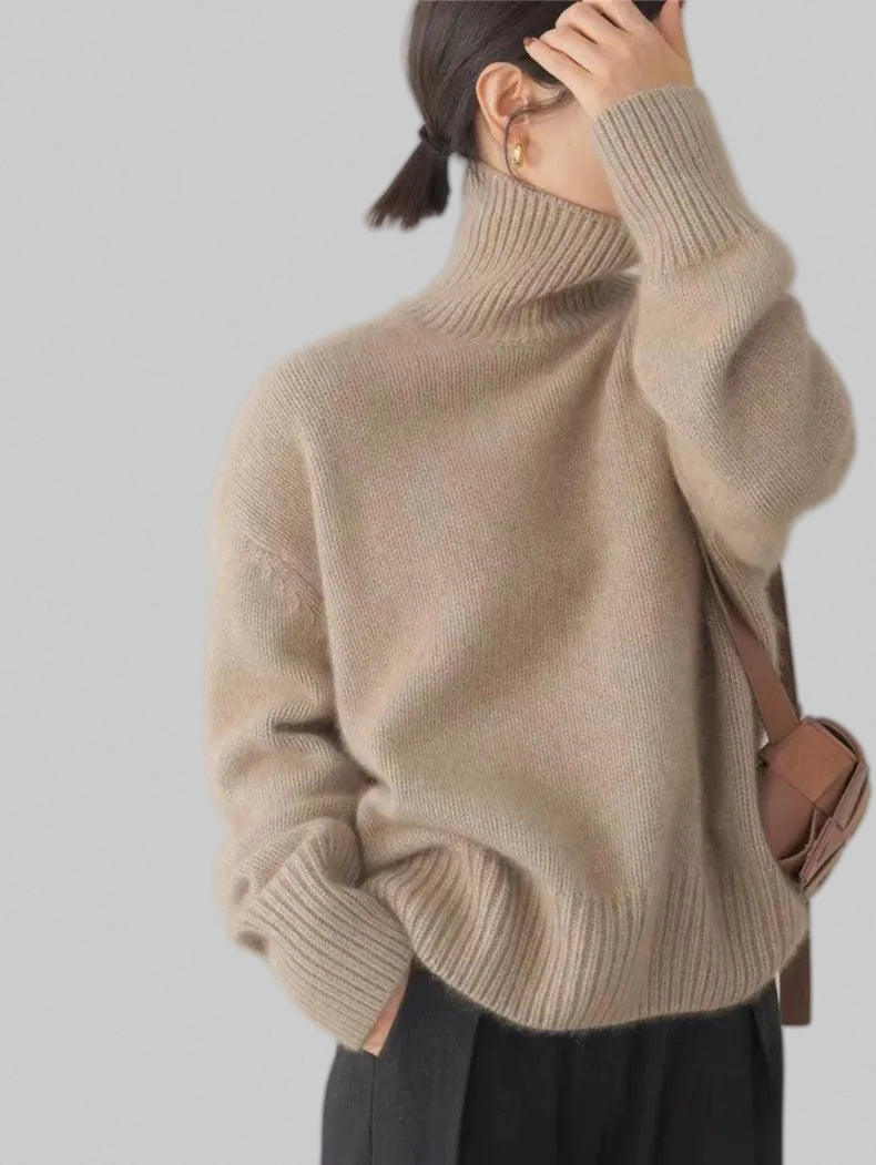 Alana – Cashmere Roll-Neck Jumper