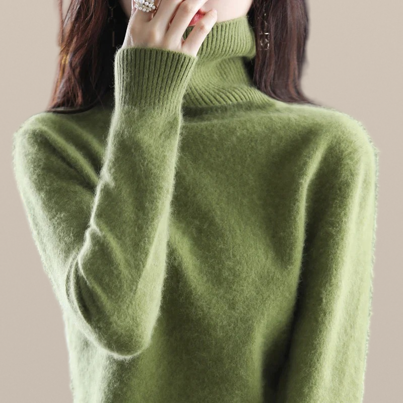 Ayla – Luxe Cashmere Roll-Neck Jumper