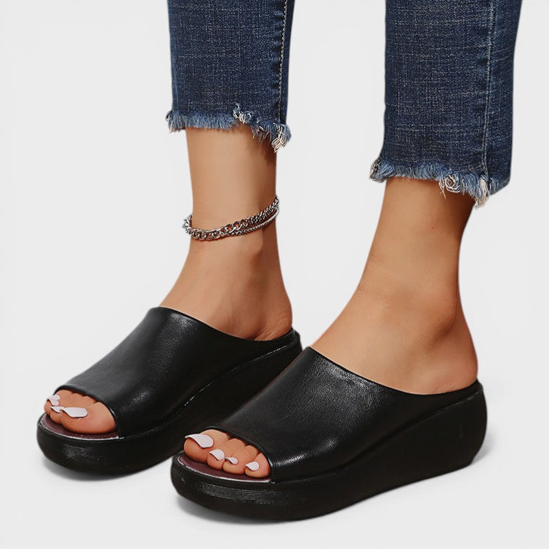 Luna™ | Orthopaedic Sandals