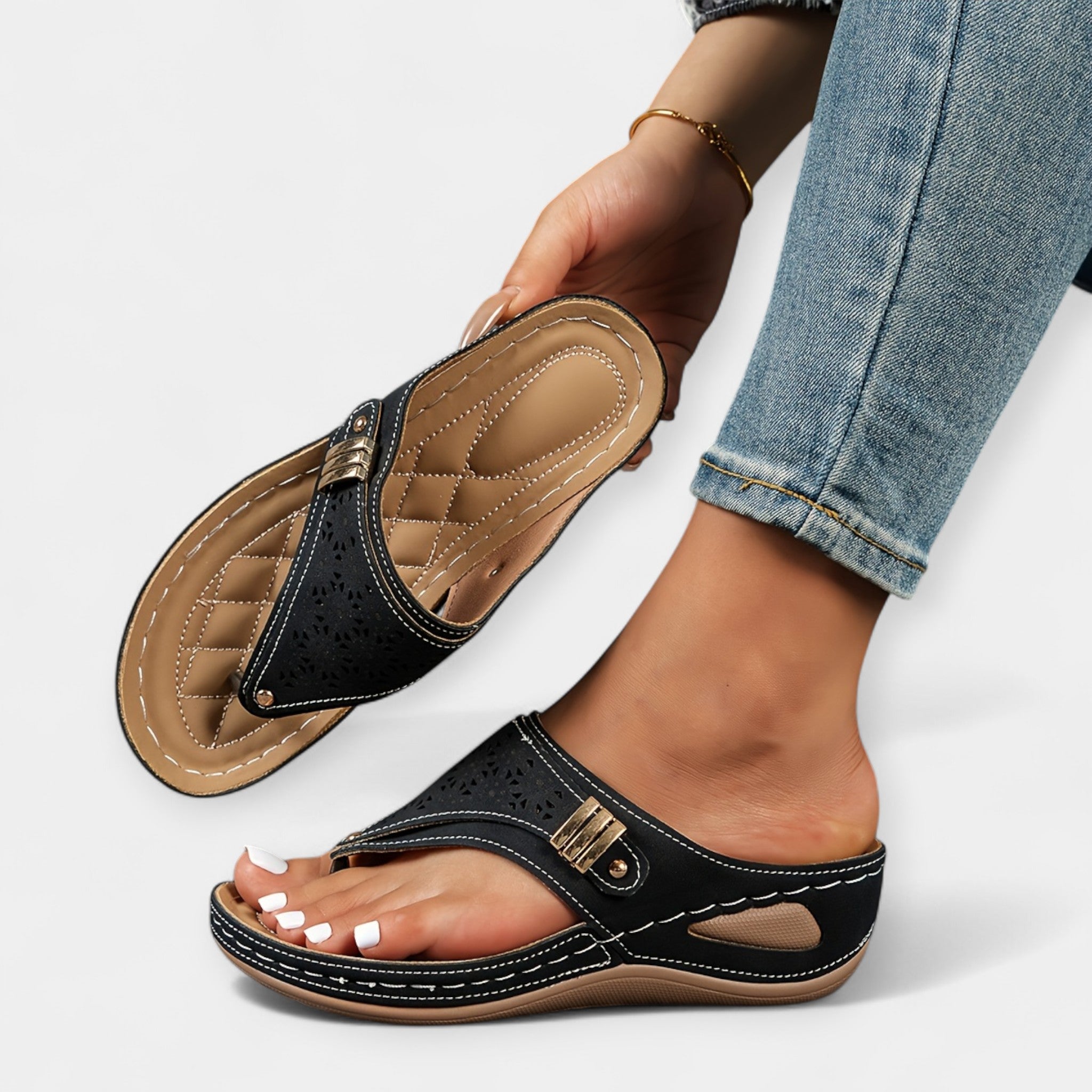 Airy Casual Shoes