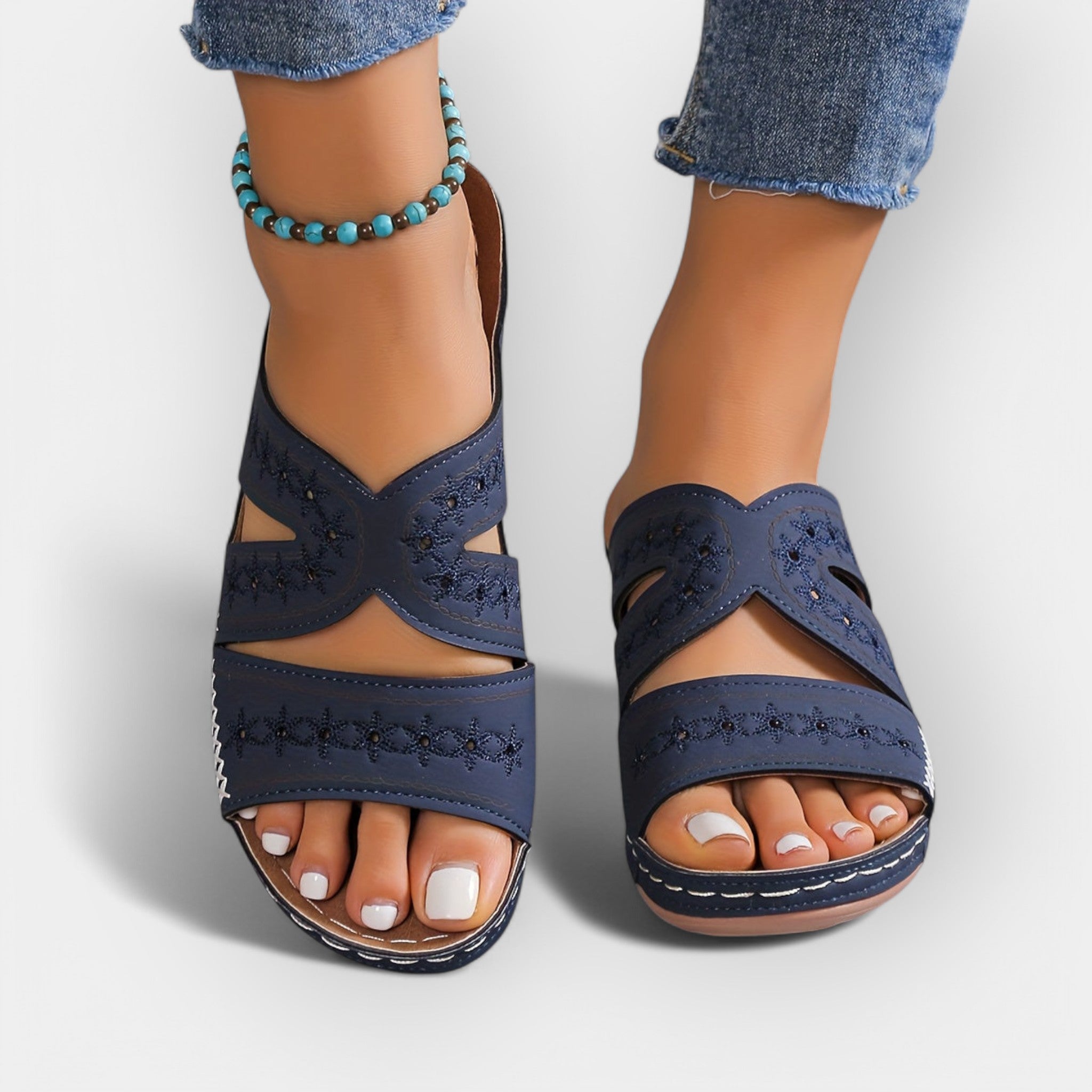 Anatomical Sandals for Daily Use