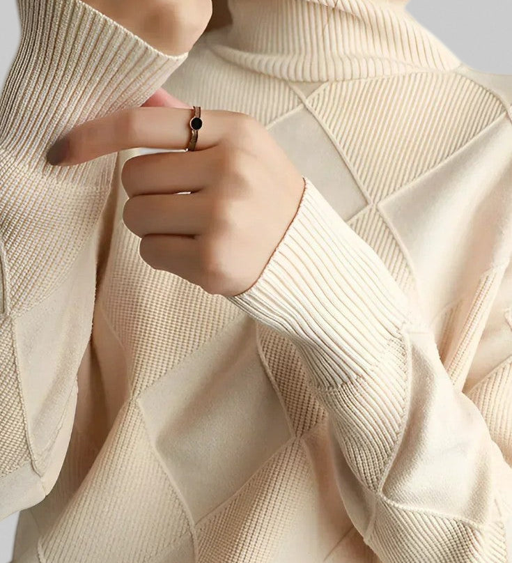 Eliana – Soft Cashmere High-Neck Jumper