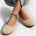 Simple sandals with elegant style
