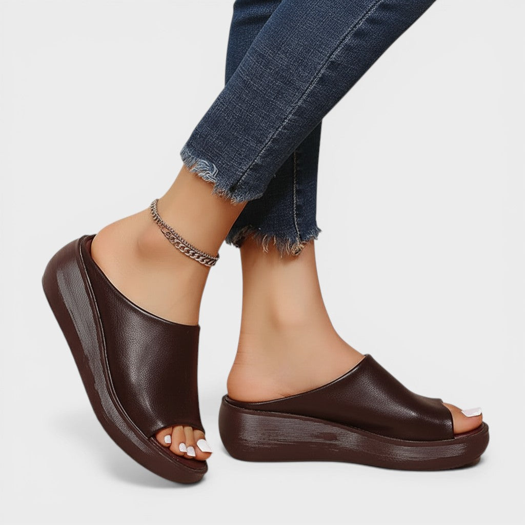 Luna™ | Orthopaedic Sandals