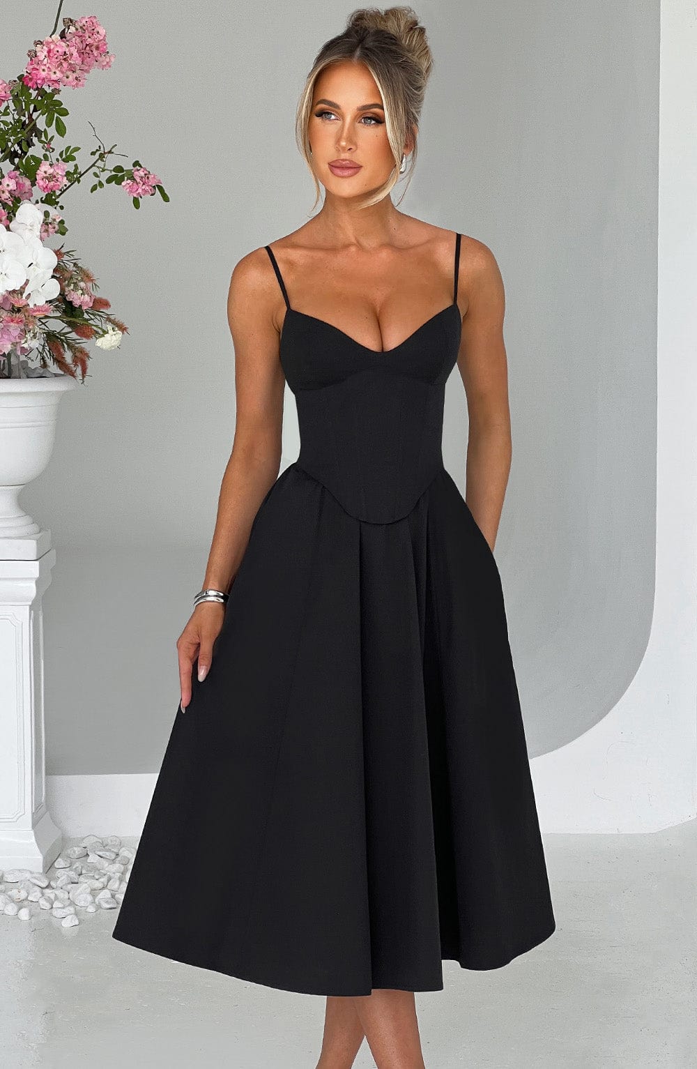 MAILEEN | Elegant Midi Dress in Corset Style