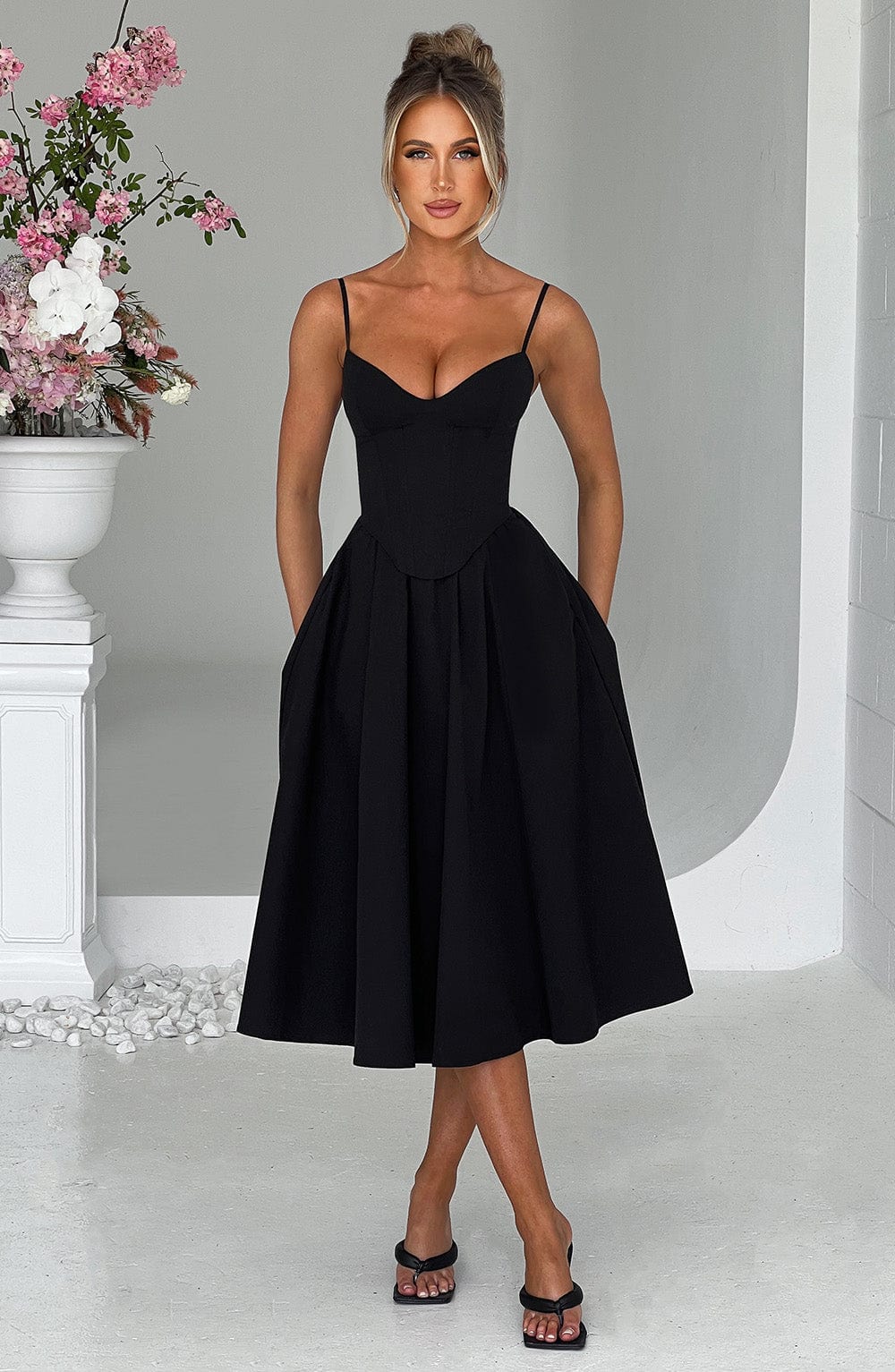 MAILEEN | Elegant Midi Dress in Corset Style