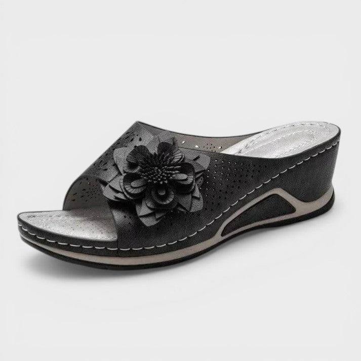 Nerea™ | Comfortable Orthopaedic Leather Sandals