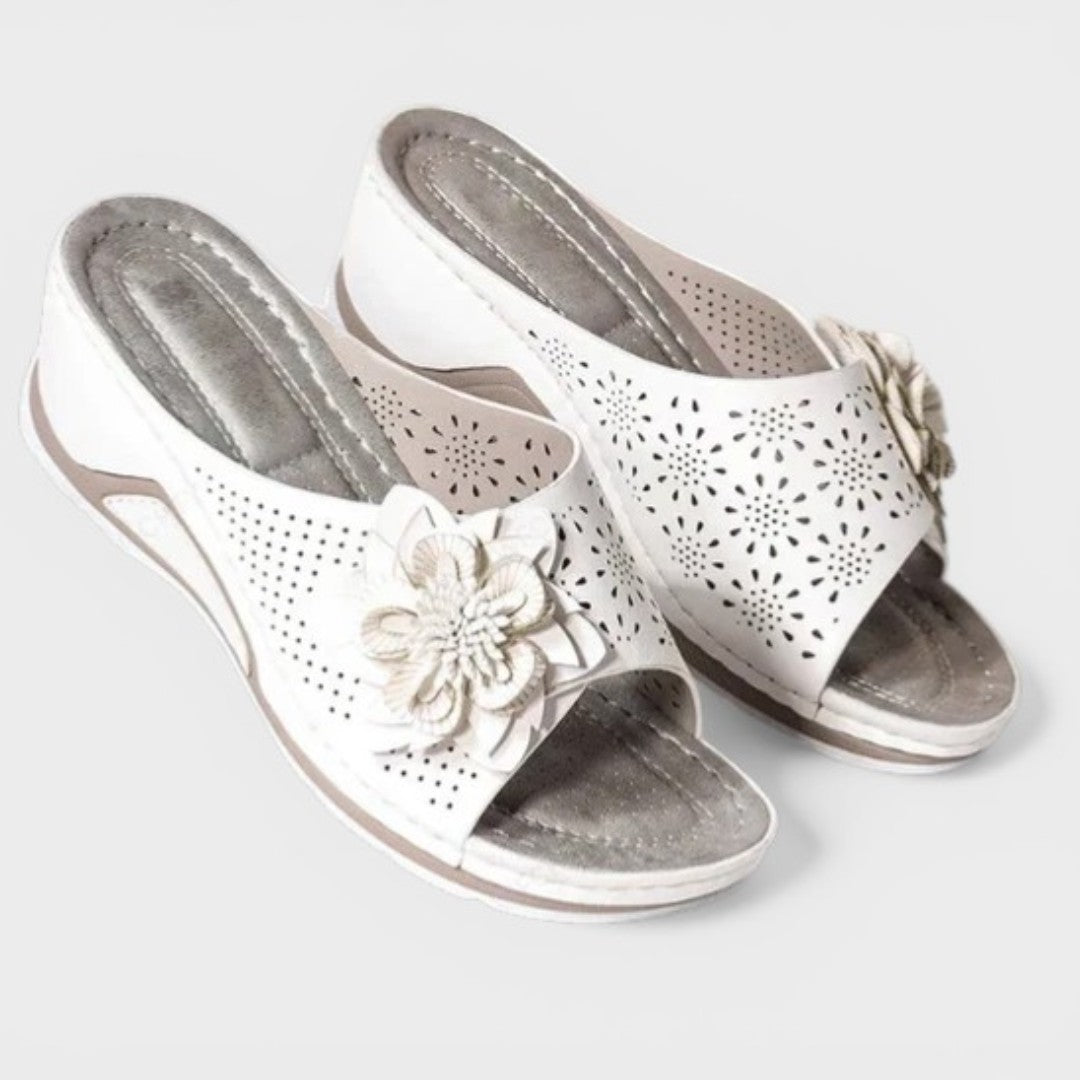 Nerea™ | Comfortable Orthopaedic Leather Sandals