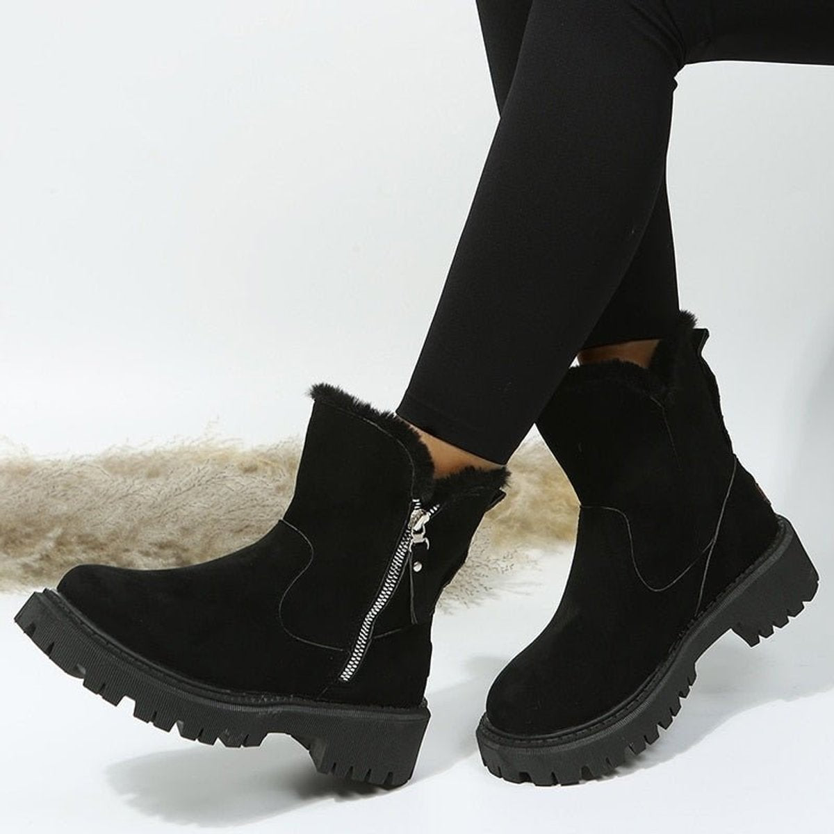 Amelie | Women's Ankle Boots with Lining in Suede with Zip