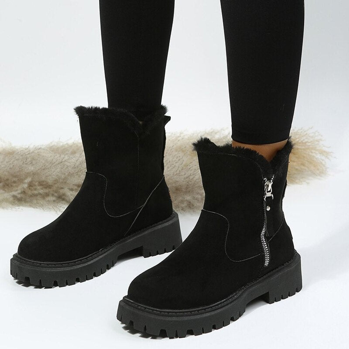 Amelie | Women's Ankle Boots with Lining in Suede with Zip
