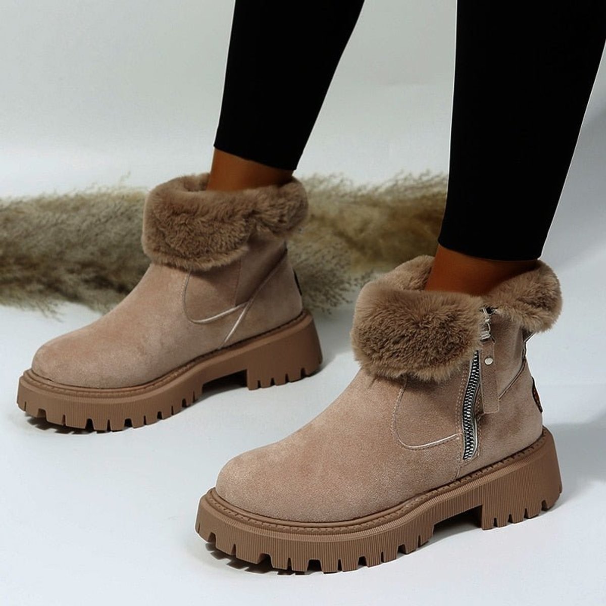 Amelie | Women's Ankle Boots with Lining in Suede with Zip